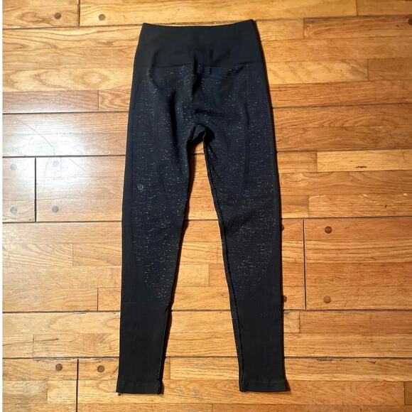 Lululemon Free To Flow 7/8 Tight Legging - Picture 12 of 16